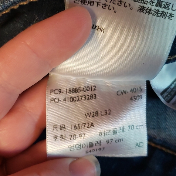 Levi's - Picture 4 of 4